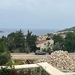 Alen Вилла Каш